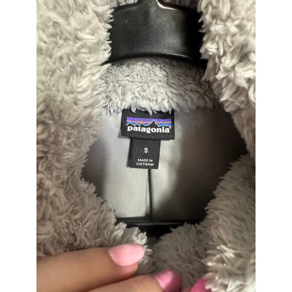 Patagonia Los Gatos Fuzzy Vest Sleeveless Outdoor Sherpa Drifter Gray Size Small - Picture 7 of 10